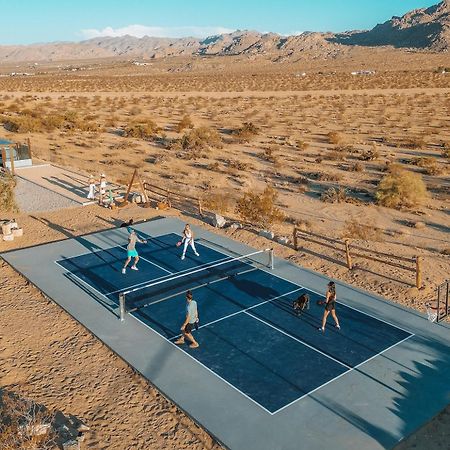 Sapphire Haven + Casita! Pool + Spa + Movie Theatre + 10 Min To Monument! Joshua Tree Εξωτερικό φωτογραφία