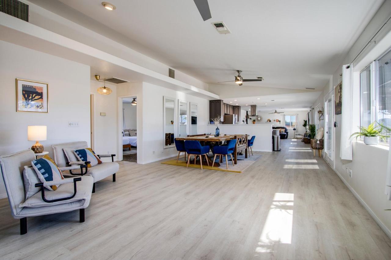 Sapphire Haven + Casita! Pool + Spa + Movie Theatre + 10 Min To Monument! Joshua Tree Εξωτερικό φωτογραφία