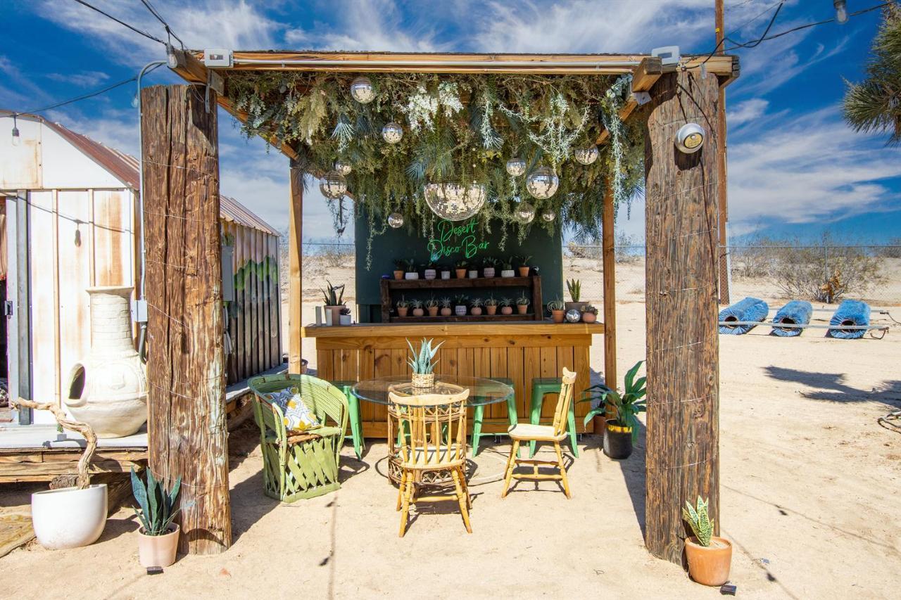 Sapphire Haven + Casita! Pool + Spa + Movie Theatre + 10 Min To Monument! Joshua Tree Εξωτερικό φωτογραφία