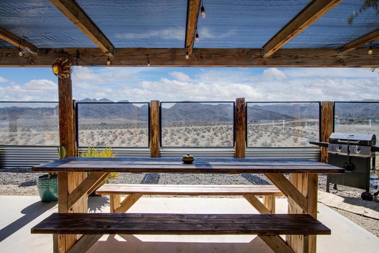 Sapphire Haven + Casita! Pool + Spa + Movie Theatre + 10 Min To Monument! Joshua Tree Εξωτερικό φωτογραφία