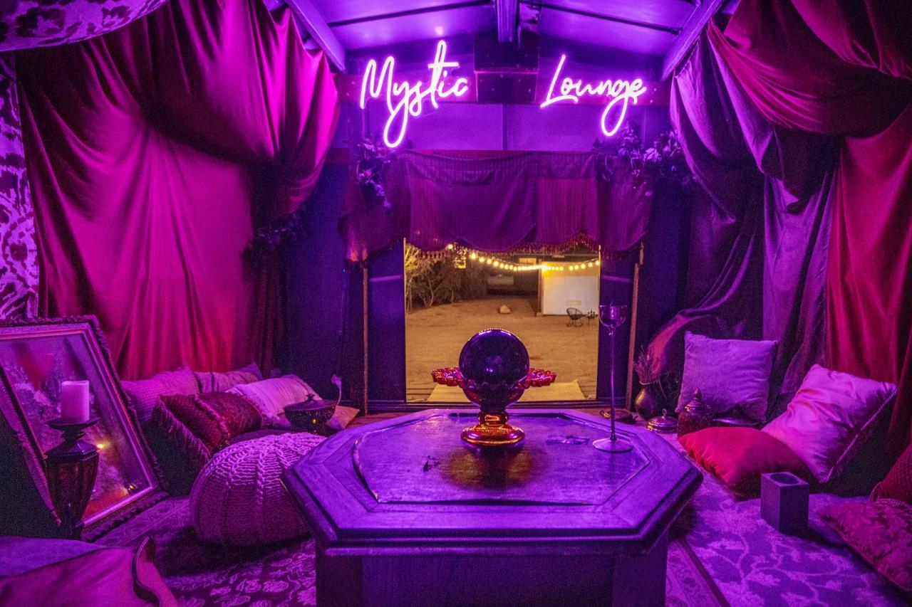 Sapphire Haven + Casita! Pool + Spa + Movie Theatre + 10 Min To Monument! Joshua Tree Εξωτερικό φωτογραφία